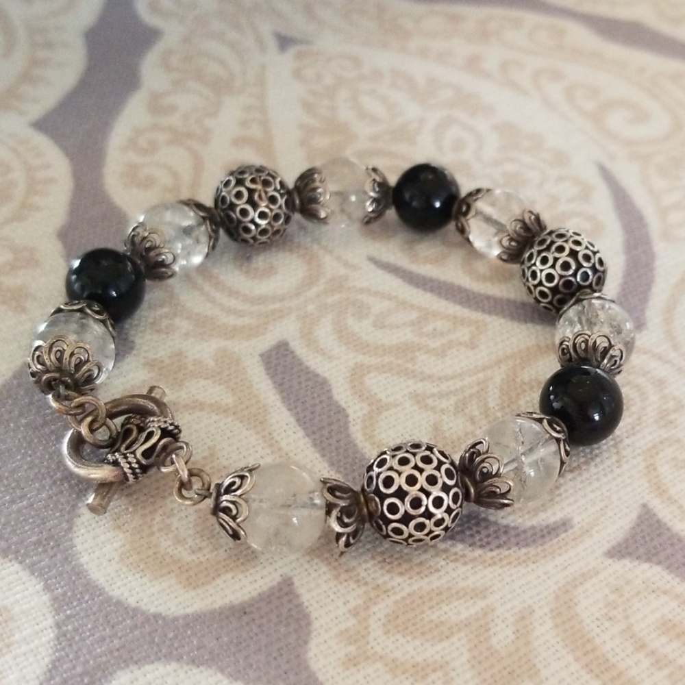 Beaded bracelet